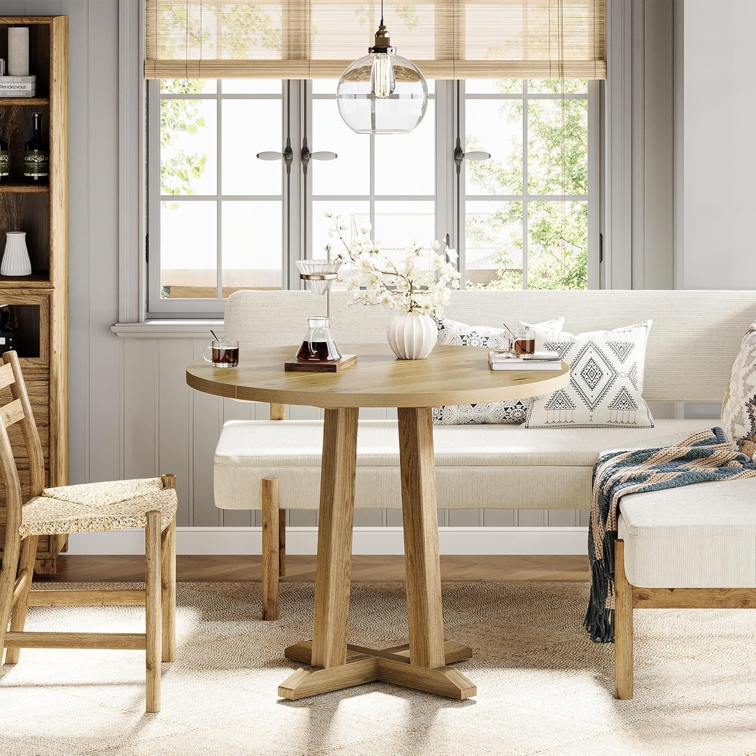 31.5" Round Dining Table, Small Kitchen Table with Sturdy Base for 2-4